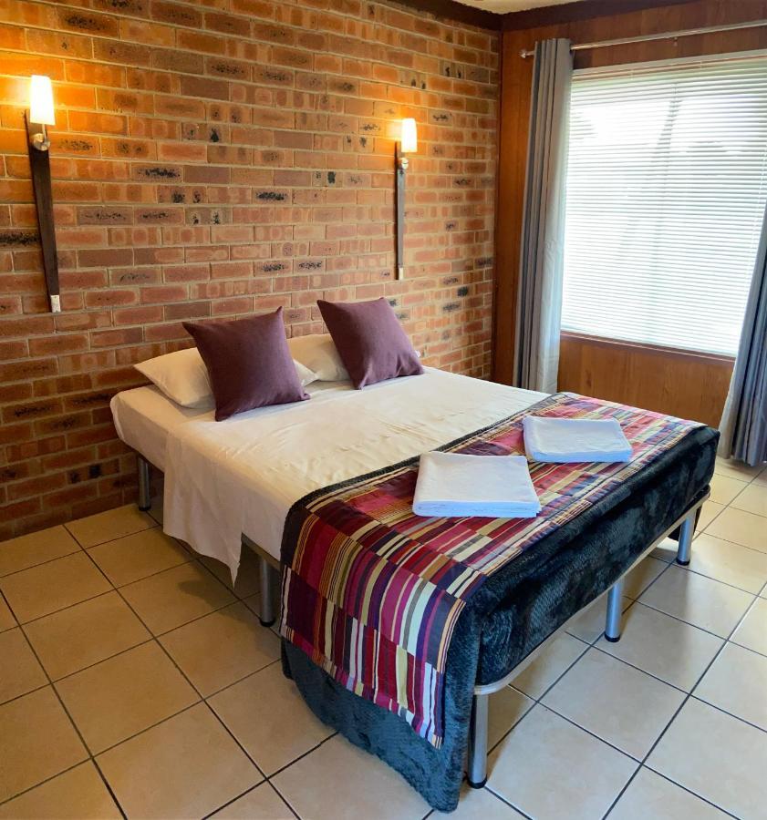 Proserpine Motor Lodge Экстерьер фото