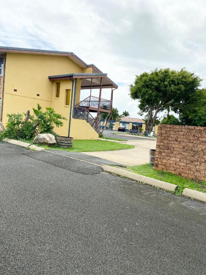 Proserpine Motor Lodge Экстерьер фото