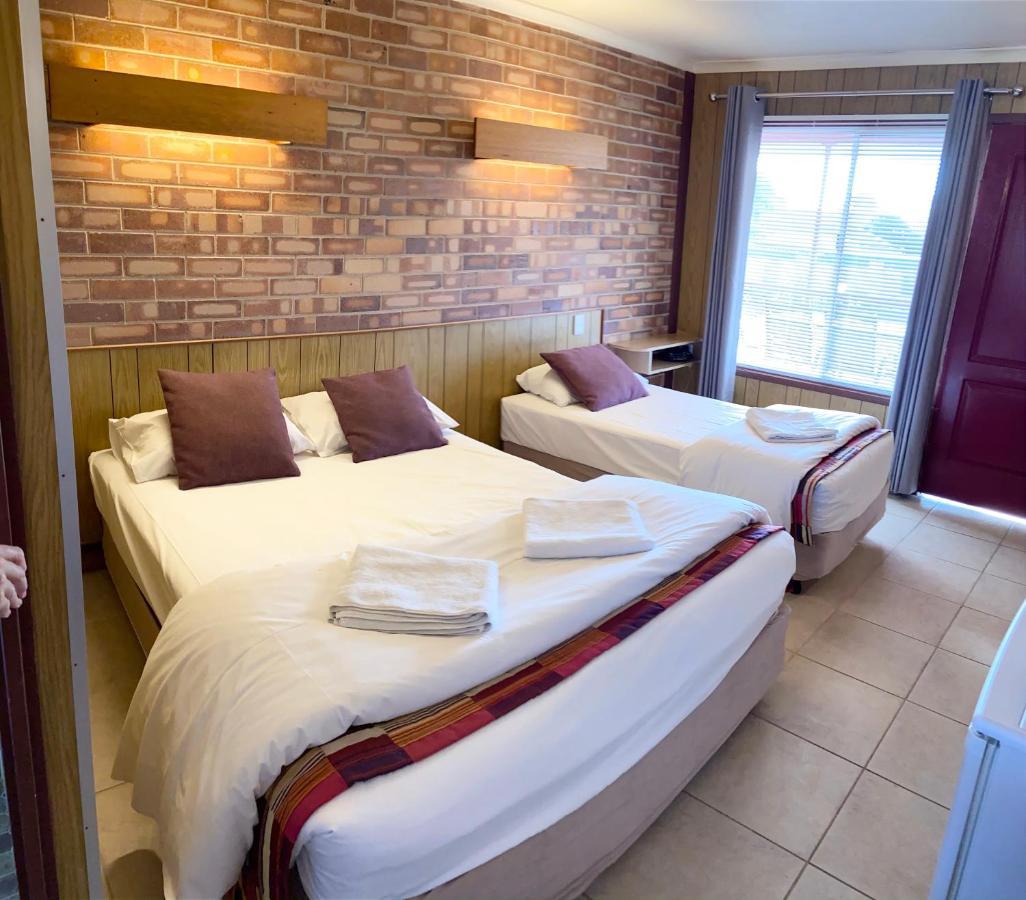Proserpine Motor Lodge Экстерьер фото