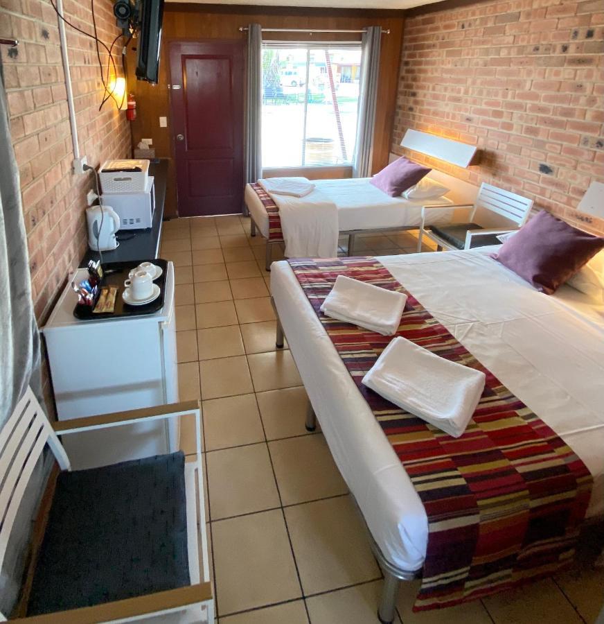 Proserpine Motor Lodge Экстерьер фото