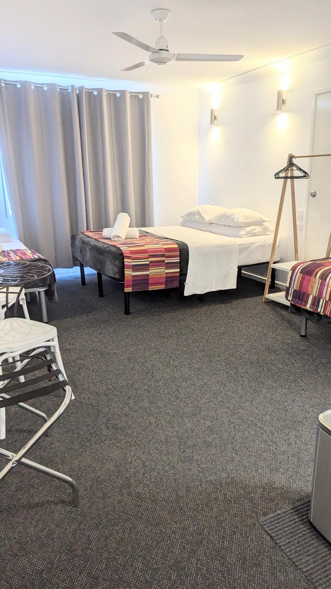 Proserpine Motor Lodge Экстерьер фото